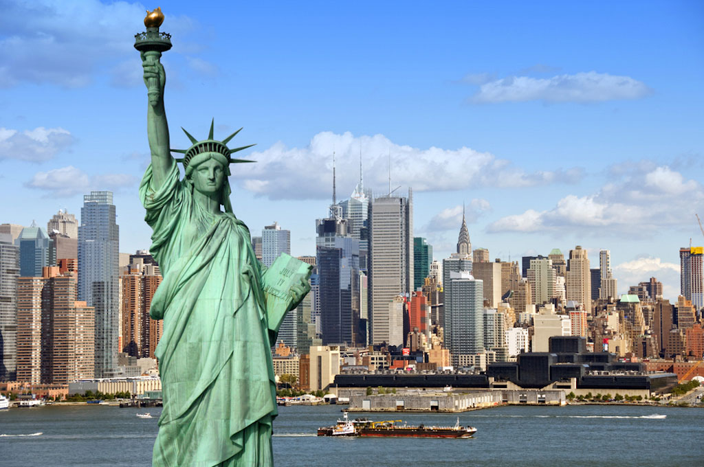 La Statue de la Liberté avec une vue sur New-York